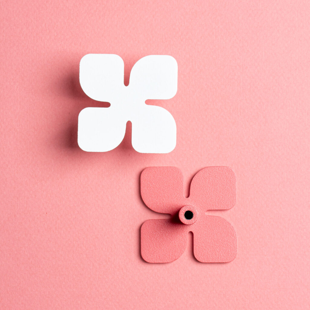 UCHWYT MEBLOWY PINWHEEL 01